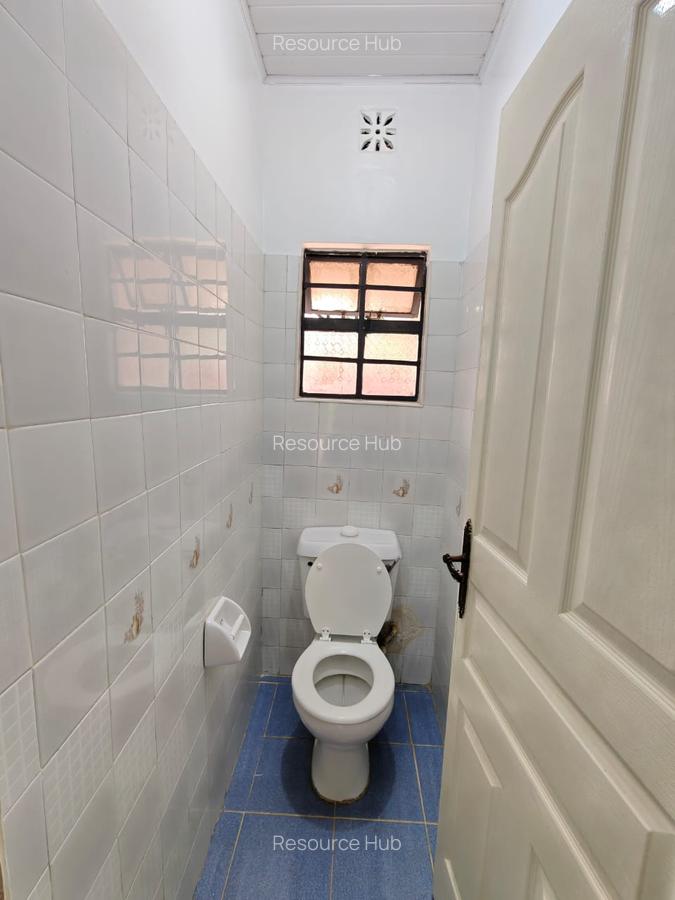 3 Bed House with En Suite at Bomas Area - 10