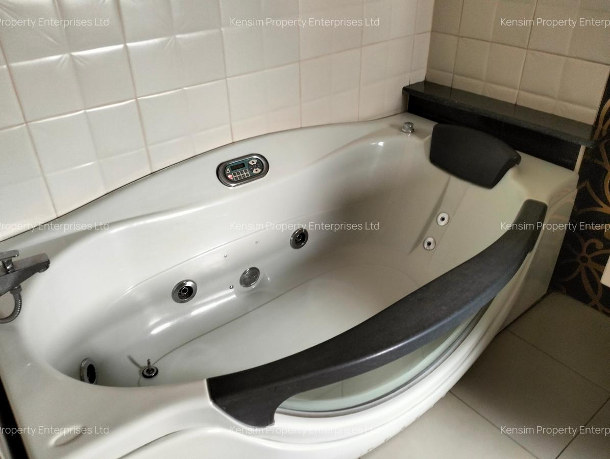 3 Bed Apartment with En Suite in Westlands Area - 13