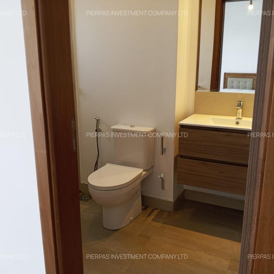 4 Bed Townhouse with En Suite in Runda - 3
