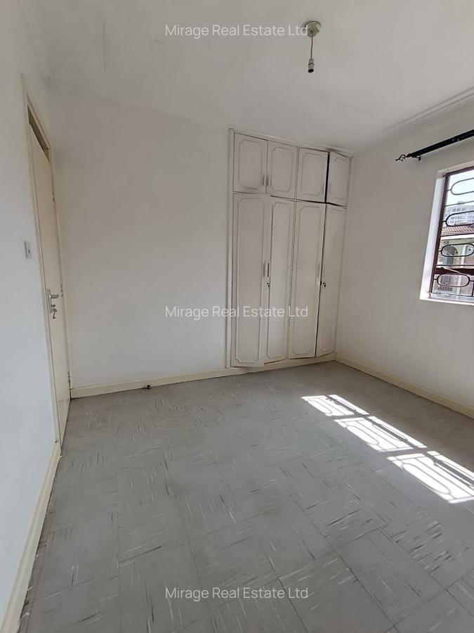 4 Bed Villa with Staff Quarters in Westlands Area - 20