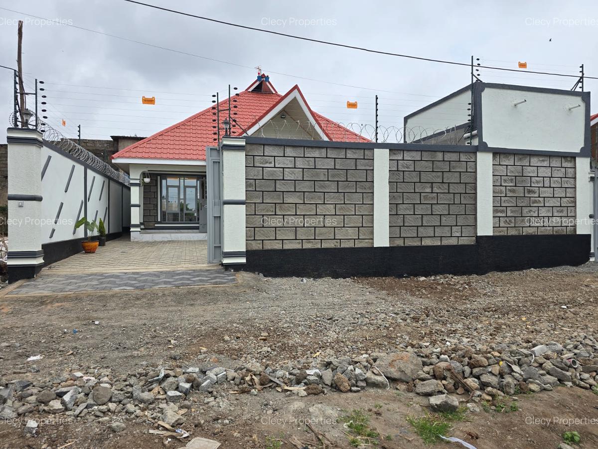 3 Bed House with En Suite at Kimbo - 1