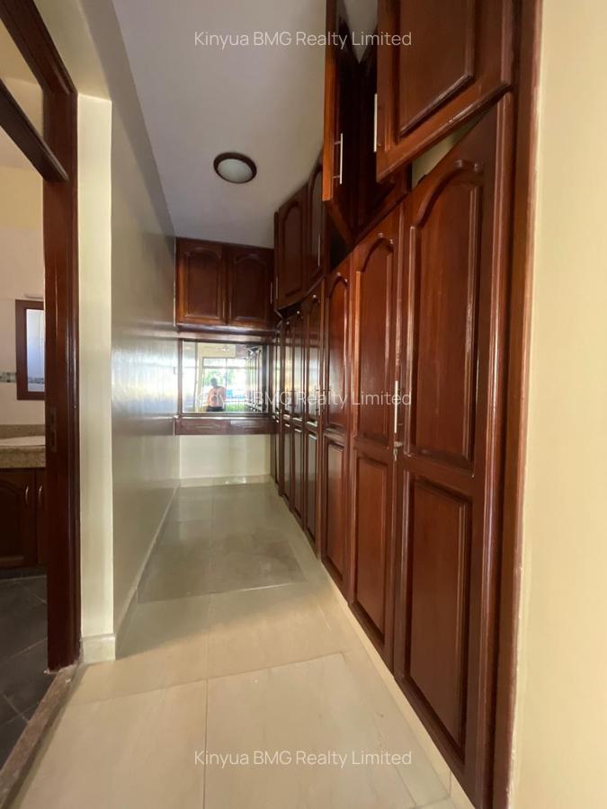 Serviced 3 Bed Apartment with En Suite in Nyali Area - 9