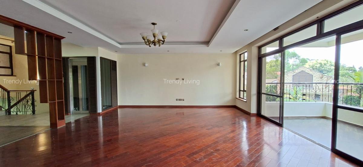 6 Bed Townhouse with En Suite in Lavington - 7