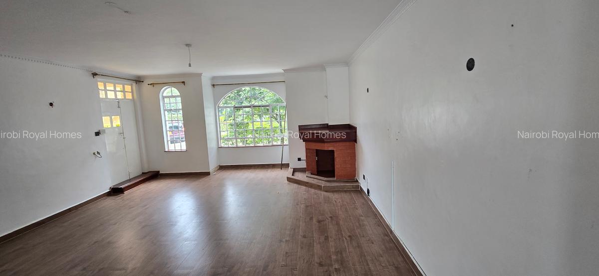5 Bed Townhouse with En Suite at Lavington Green - 13