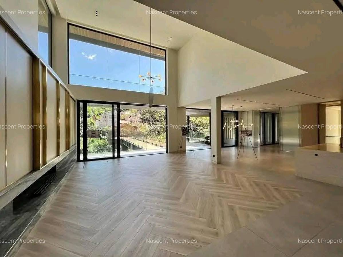 5 Bed House with En Suite in Kitisuru - 3
