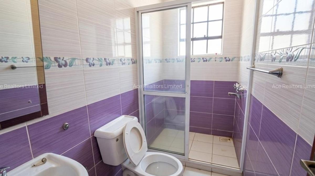 3 Bed Apartment with En Suite at Brookside Estate - 9