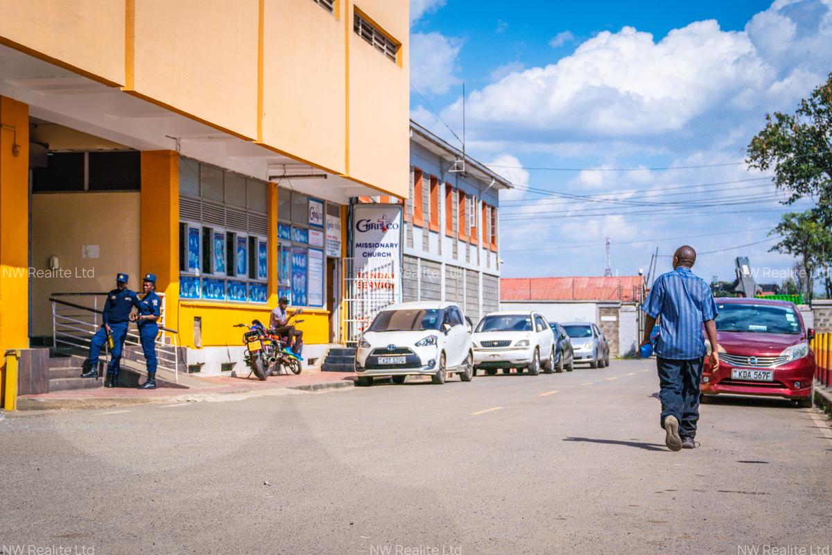 300 ft² Office with Service Charge Included at Haile Sellasie Avenue - 11