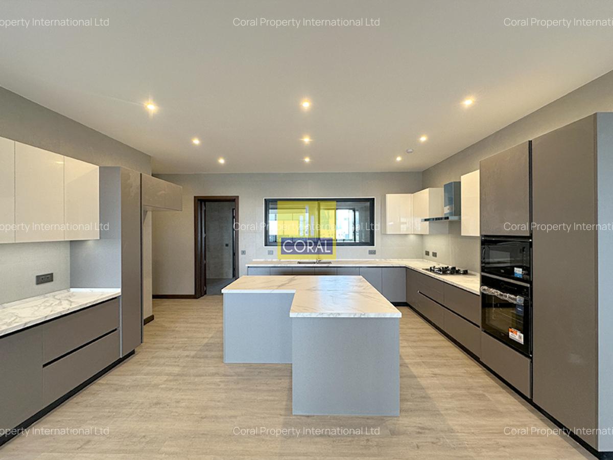 4 Bed Apartment in Westlands Area - 2