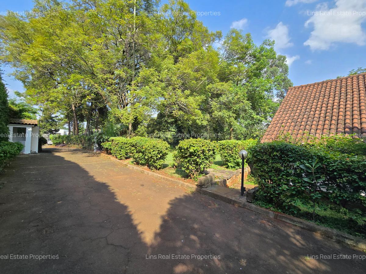 4 Bed House with En Suite in Kitisuru - 4