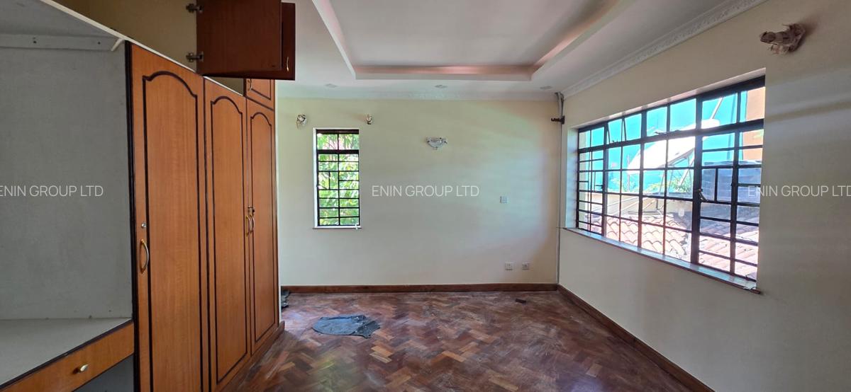 4 Bed Townhouse with En Suite at Amboseli Road - 16