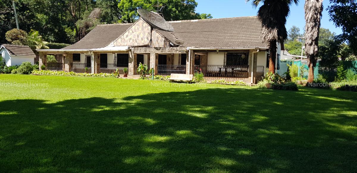 4 Bed House with En Suite at Spring Valley Road - 16