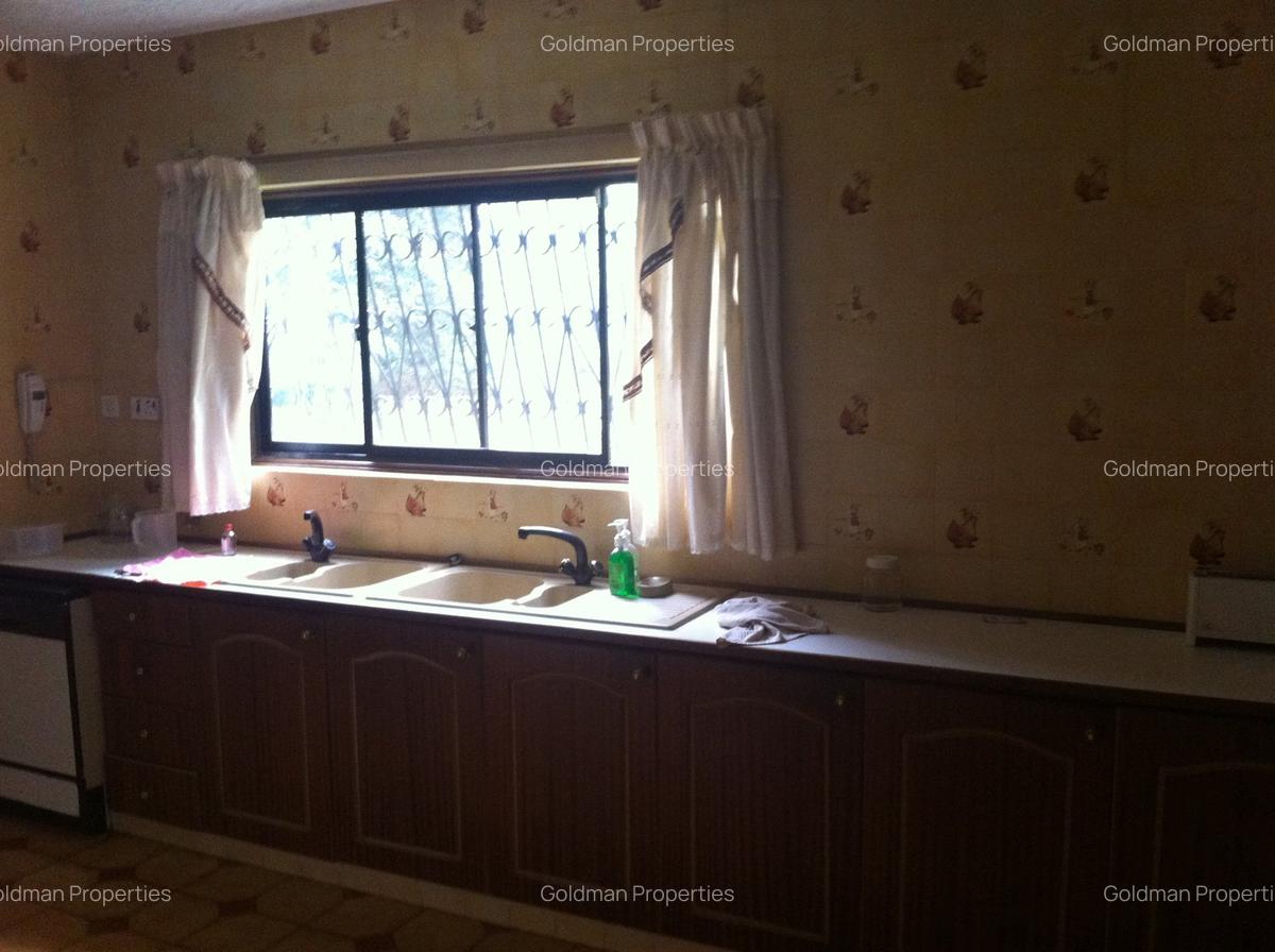 5 Bed House with En Suite at Muthaiga Road - 10