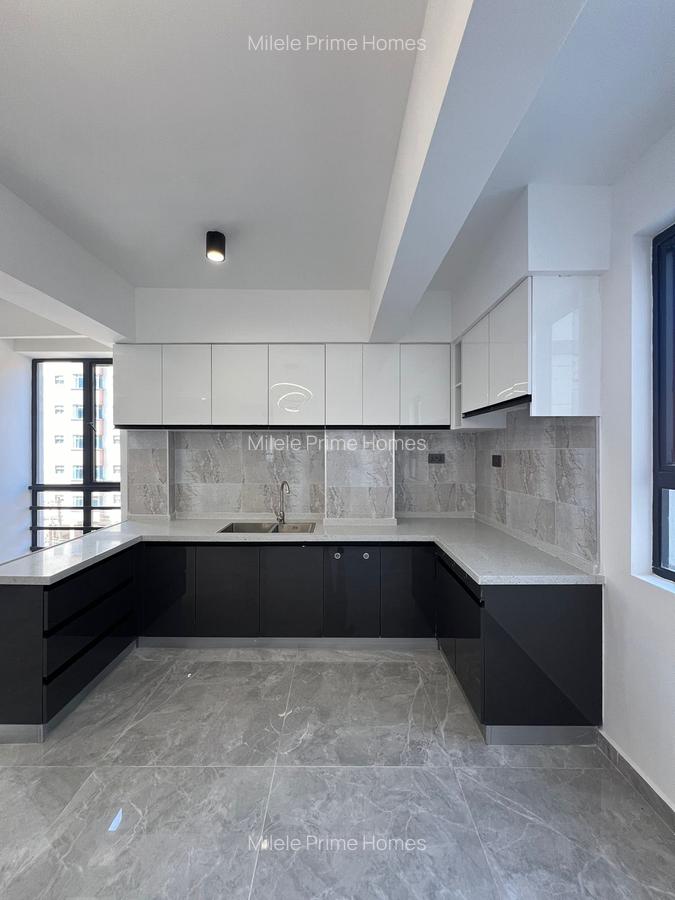 Serviced 2 Bed Apartment with En Suite at Behind Valley Arcade - 4