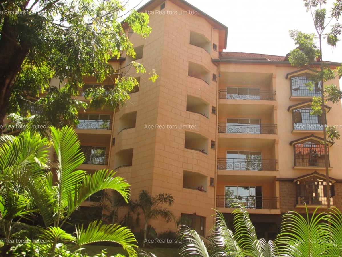 Furnished 3 Bed Apartment with En Suite at Brookside Gardens - 2