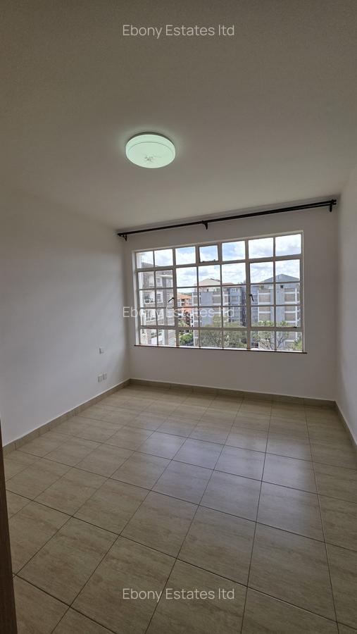 3 Bed Apartment with En Suite in Lavington - 16