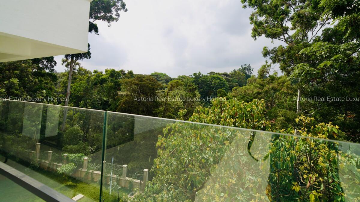 6 Bed Villa with En Suite at 2026-183 - 17