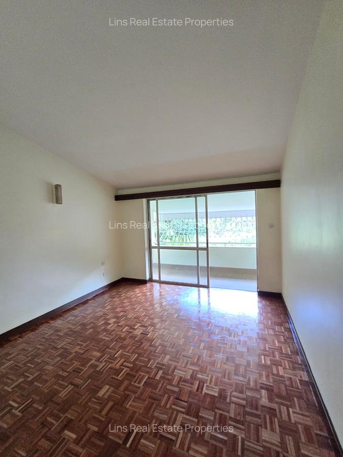 4 Bed Townhouse with En Suite in Spring Valley - 7