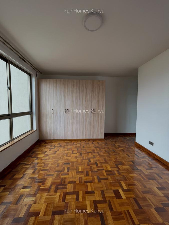 3 Bed Apartment with En Suite at Othaya Road - 8