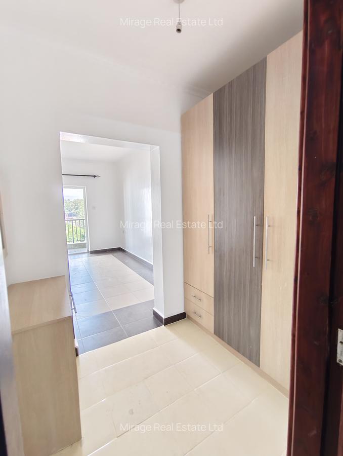 2 Bed Apartment with En Suite in Lavington - 11