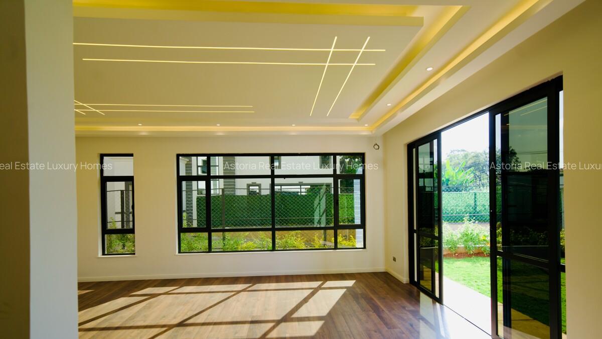 5 Bed Villa with En Suite at 2026-377 - 1