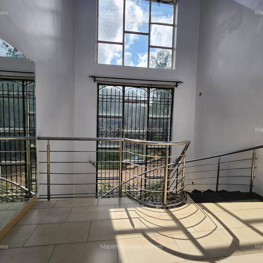 5 Bed House with En Suite at Hardy Area - 14