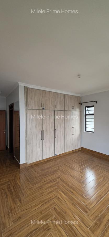 4 Bed Villa with En Suite at Runda Close - 6