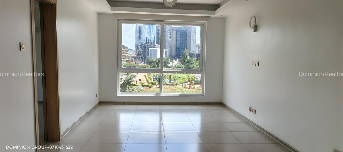1 Bed Apartment with En Suite at Sports Road - 4