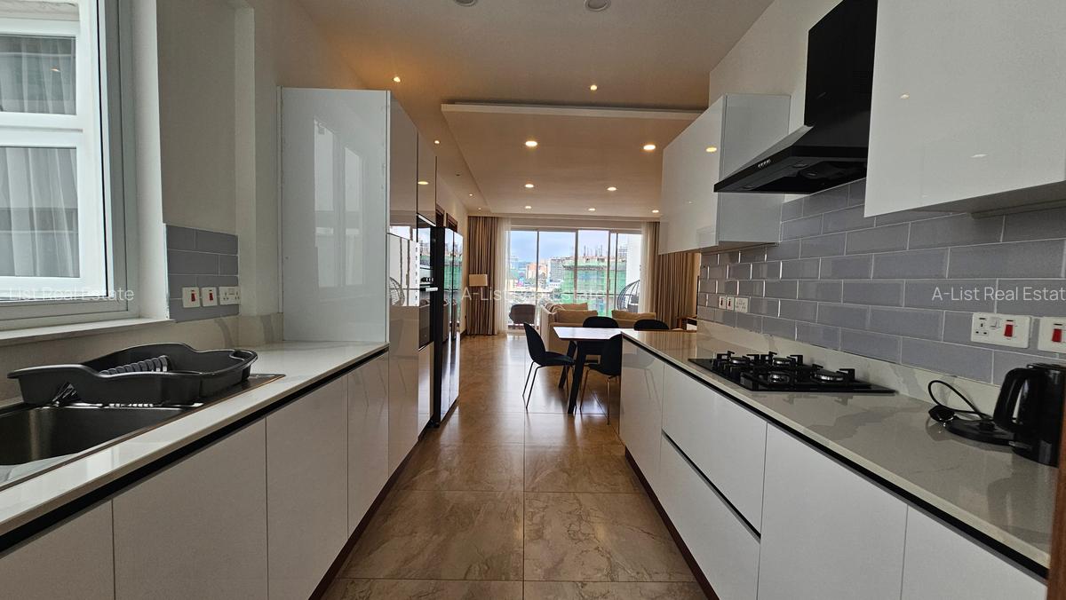 Furnished 2 Bed Apartment with En Suite at Parklands - 7