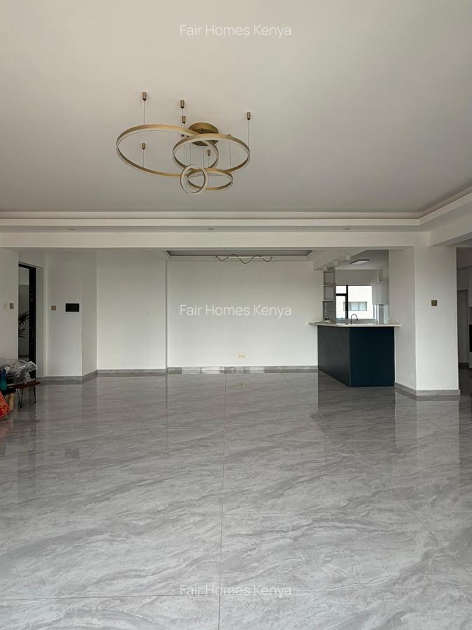 4 Bed Apartment with En Suite at Oledume Road - 5
