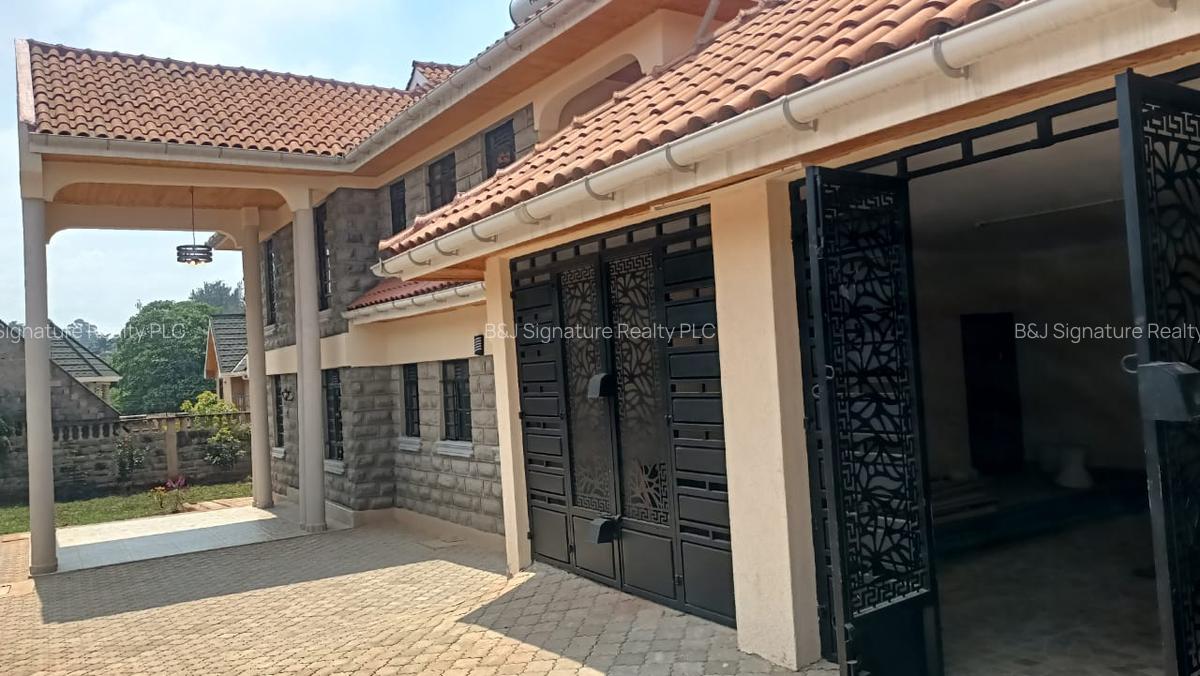 6 Bed House with En Suite in Kitisuru - 11