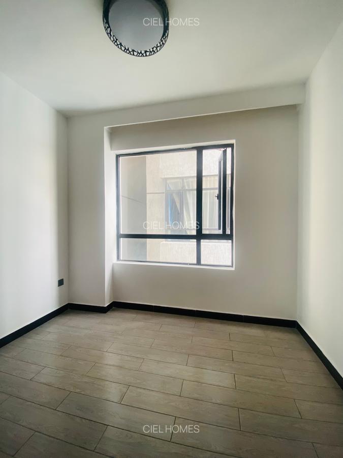 2 Bed Apartment with Swimming Pool at Wood Avenue - 7