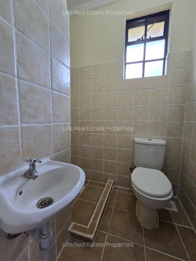 4 Bed Townhouse with En Suite in Kiambu Road - 11