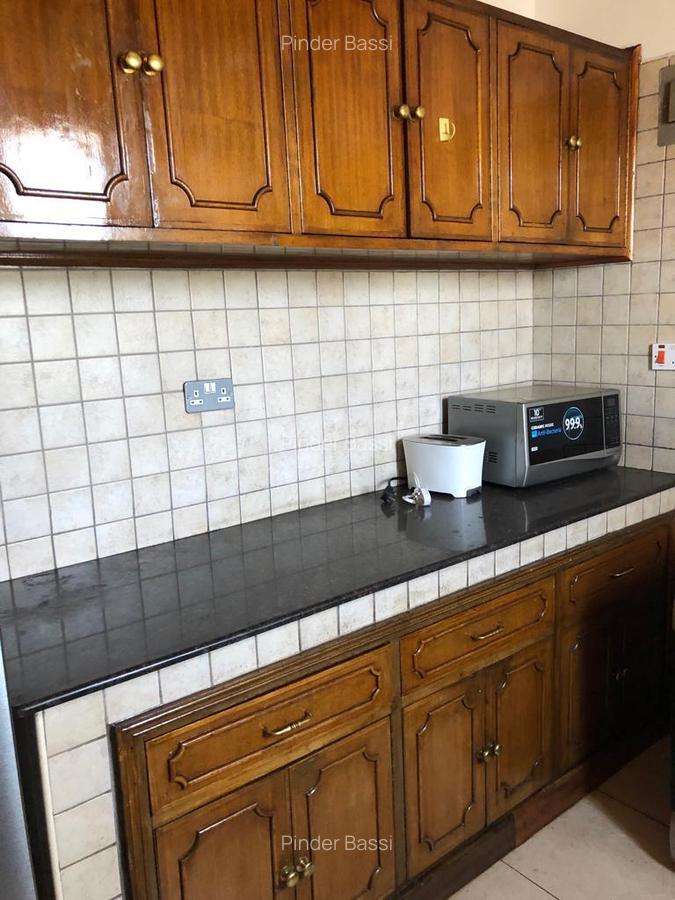 Furnished 3 Bed Apartment with En Suite at Githunguri Road - 11
