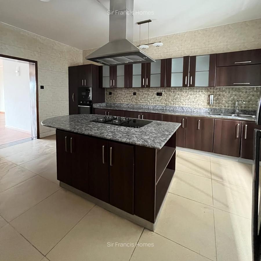 Serviced 3 Bed Apartment with En Suite in Kileleshwa - 10