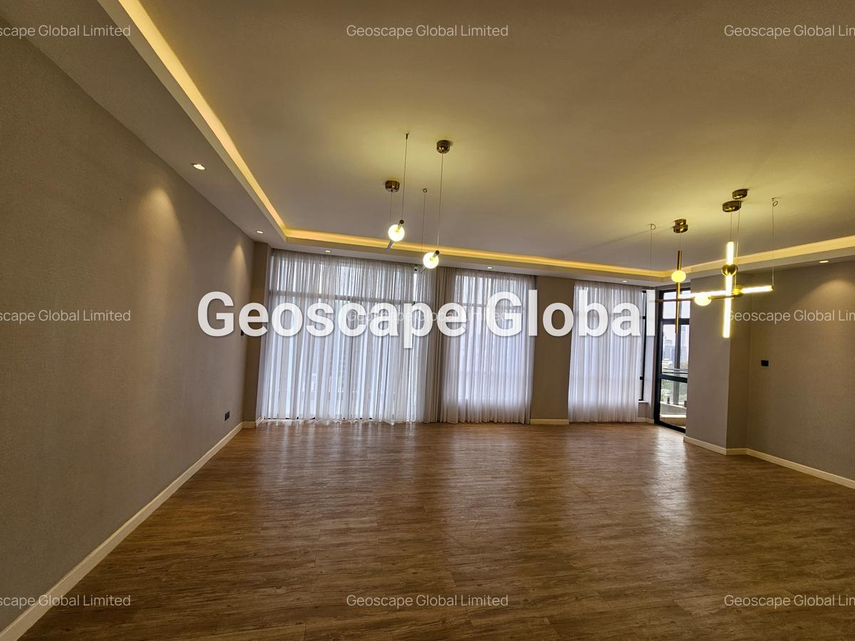 Furnished 3 Bed Apartment with En Suite in Brookside - 10