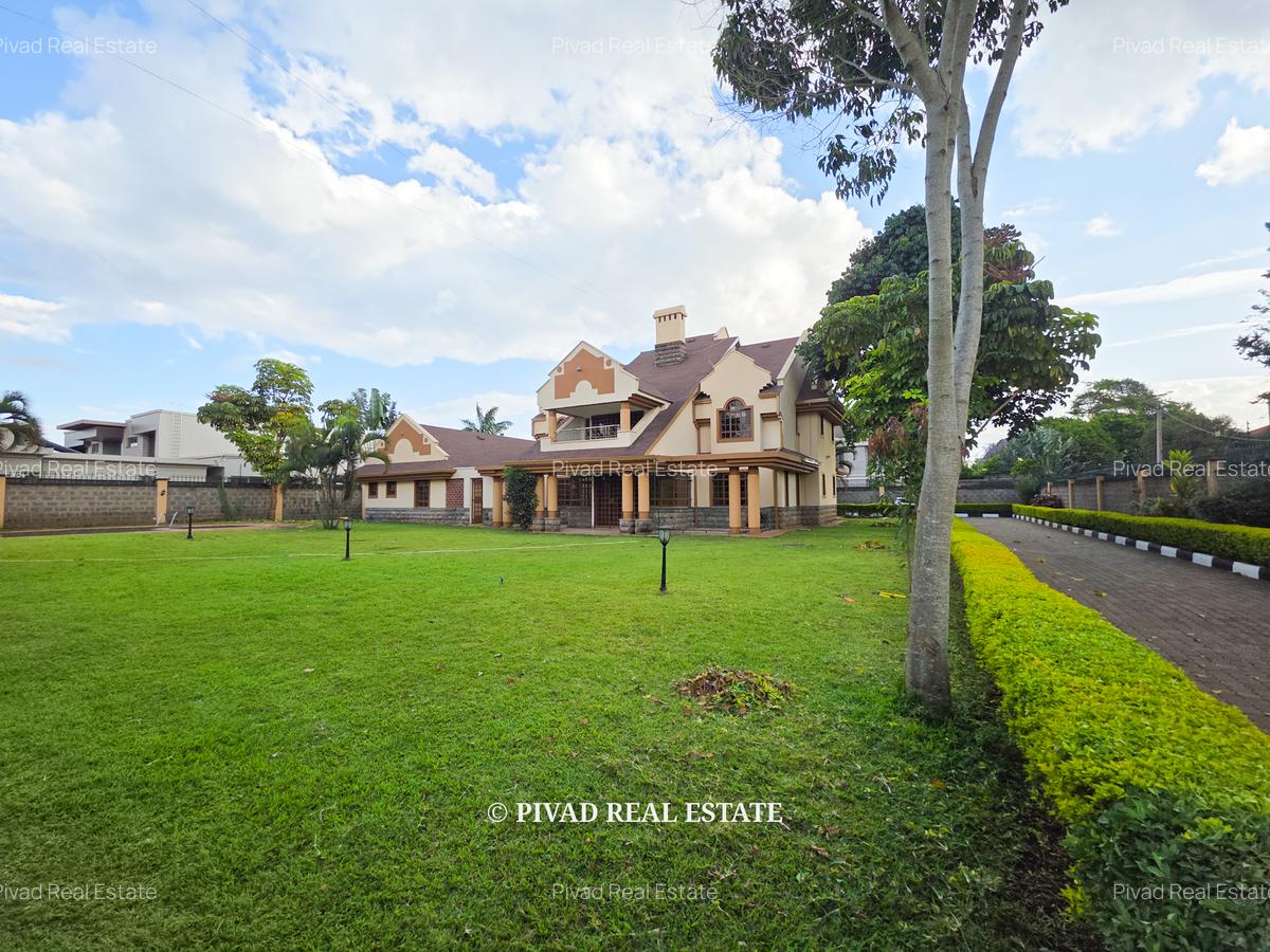 5 Bed House with Swimming Pool in Runda - 1