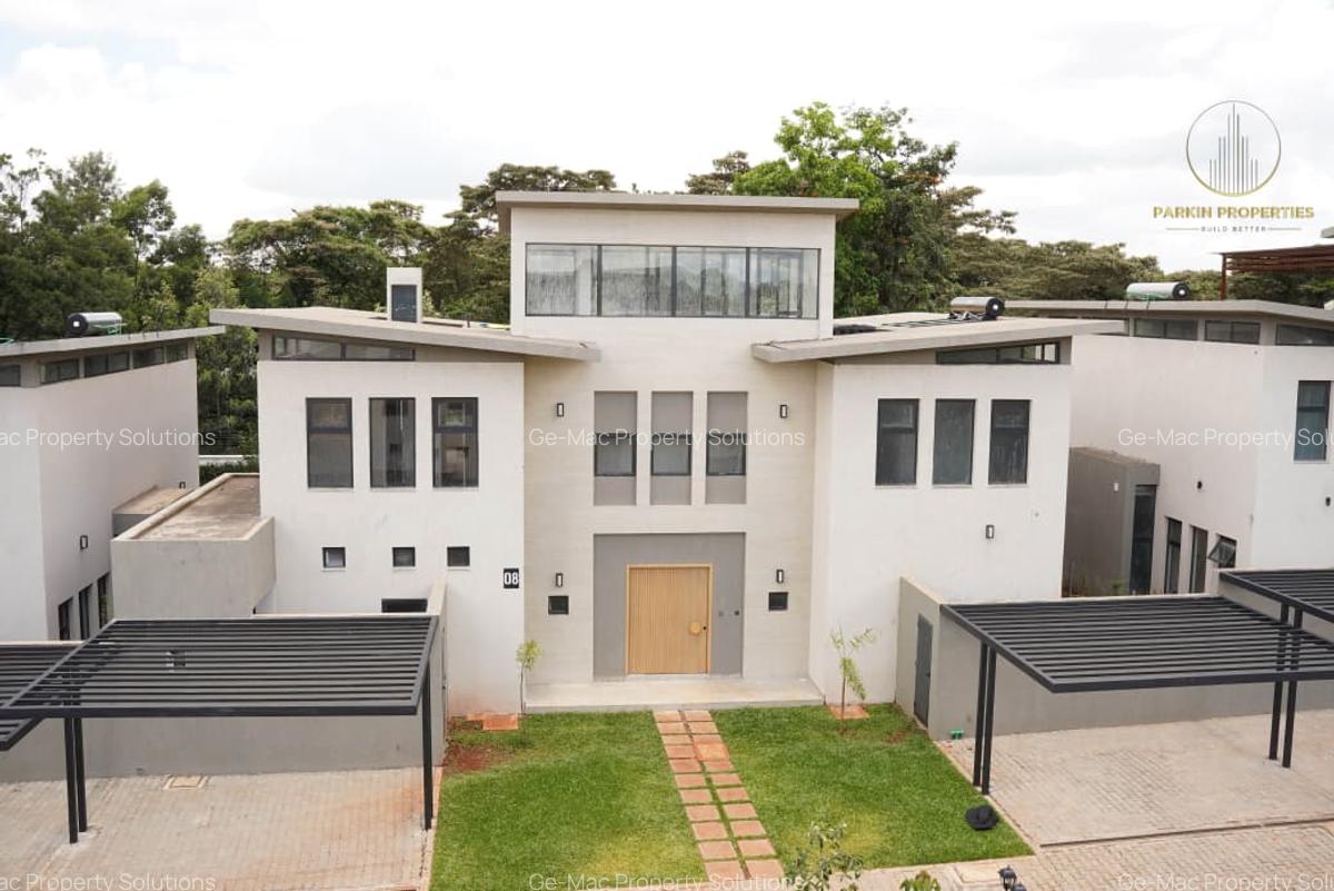 5 Bed House with En Suite in Runda - 5