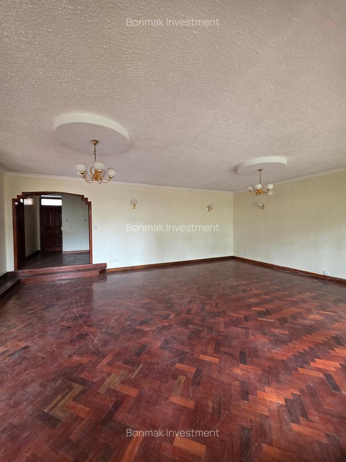4 Bed Townhouse with En Suite at Lavington Green - 10