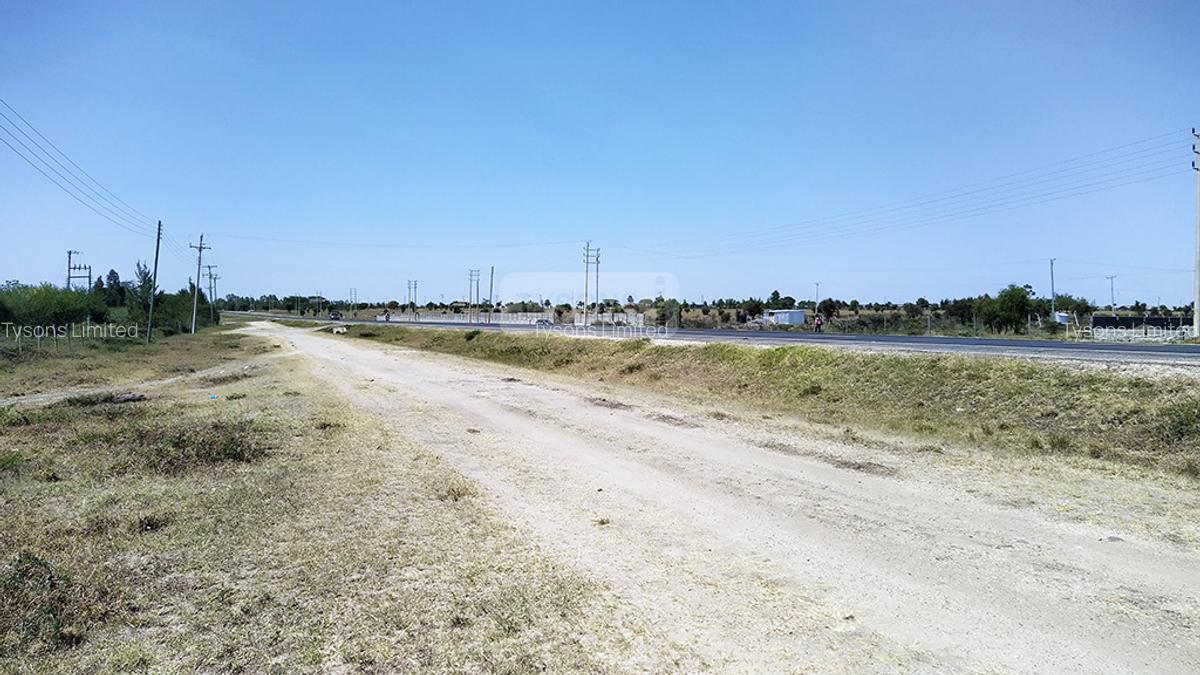 7 ac Commercial Land in Isinya - 2