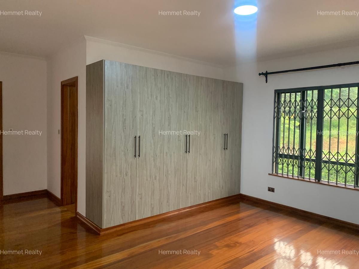 5 Bed House with En Suite in Thigiri - 17