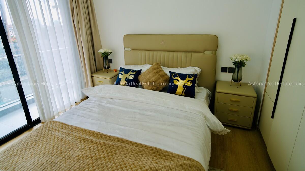2 Bed Apartment with En Suite at 2026-135 - 16