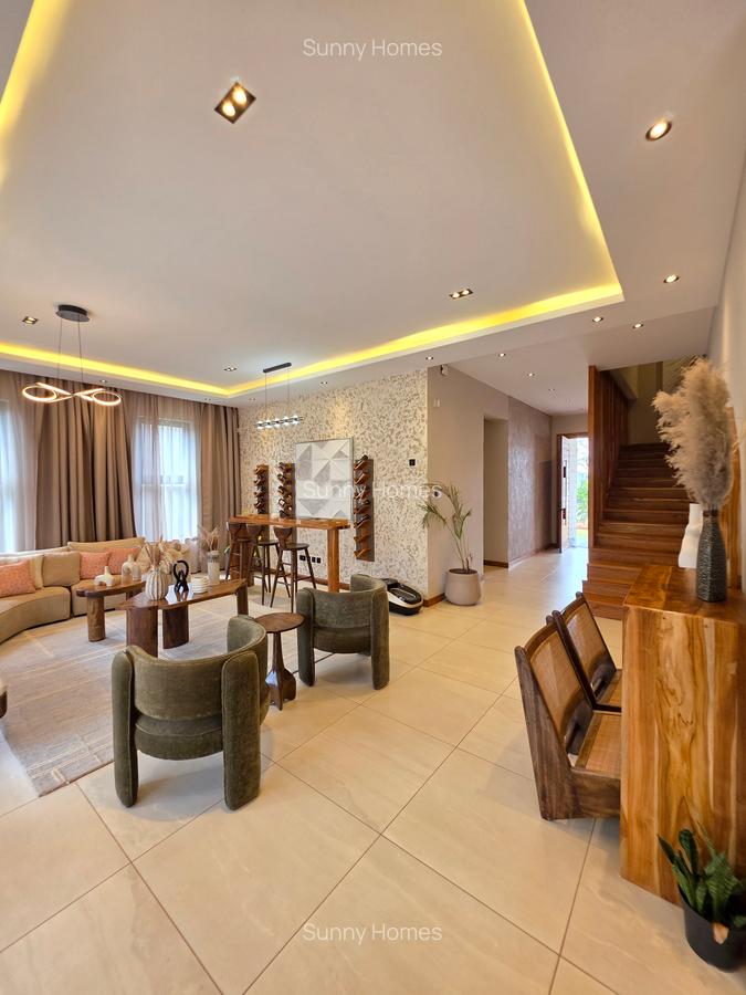 4 Bed Townhouse with En Suite at Loresho - 18