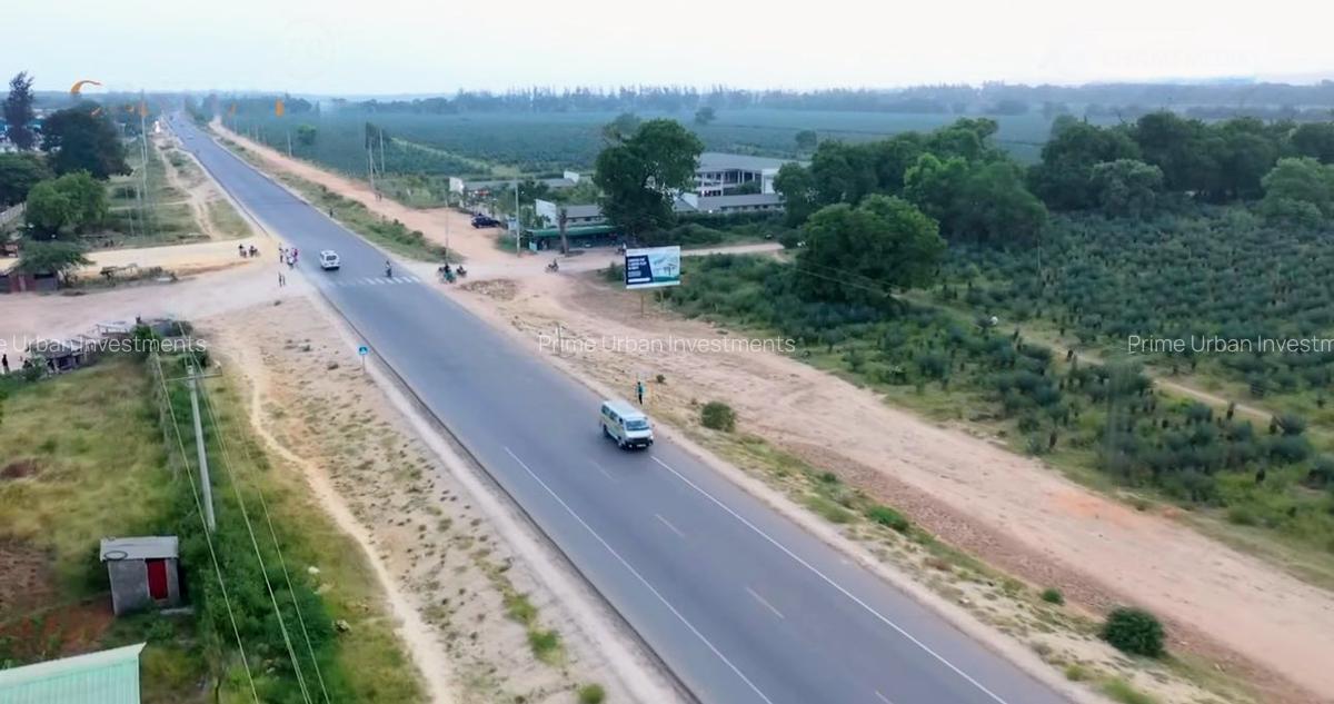 Land at Kikambala - Mombasa Malindi Highway - 1