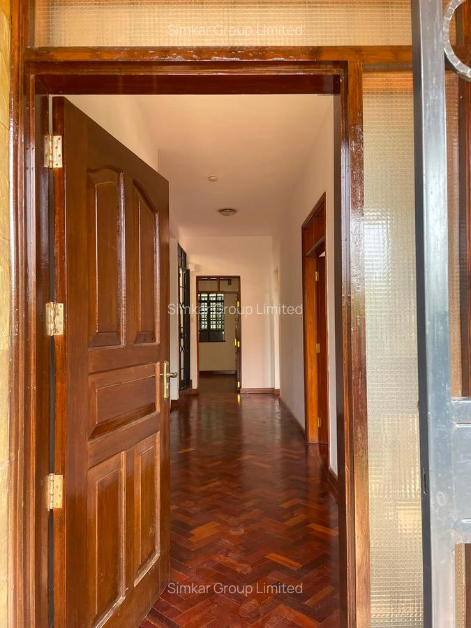 5 Bed Townhouse with En Suite at Kitisuru West - 11