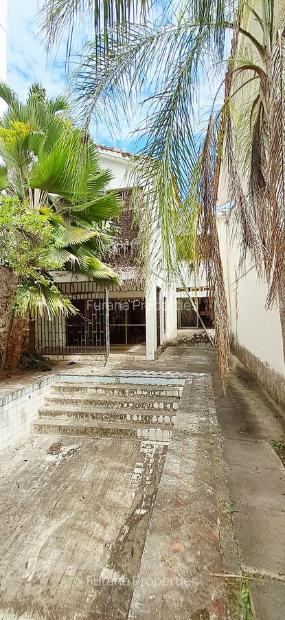 3 Bed Townhouse with En Suite at Nyali - 5