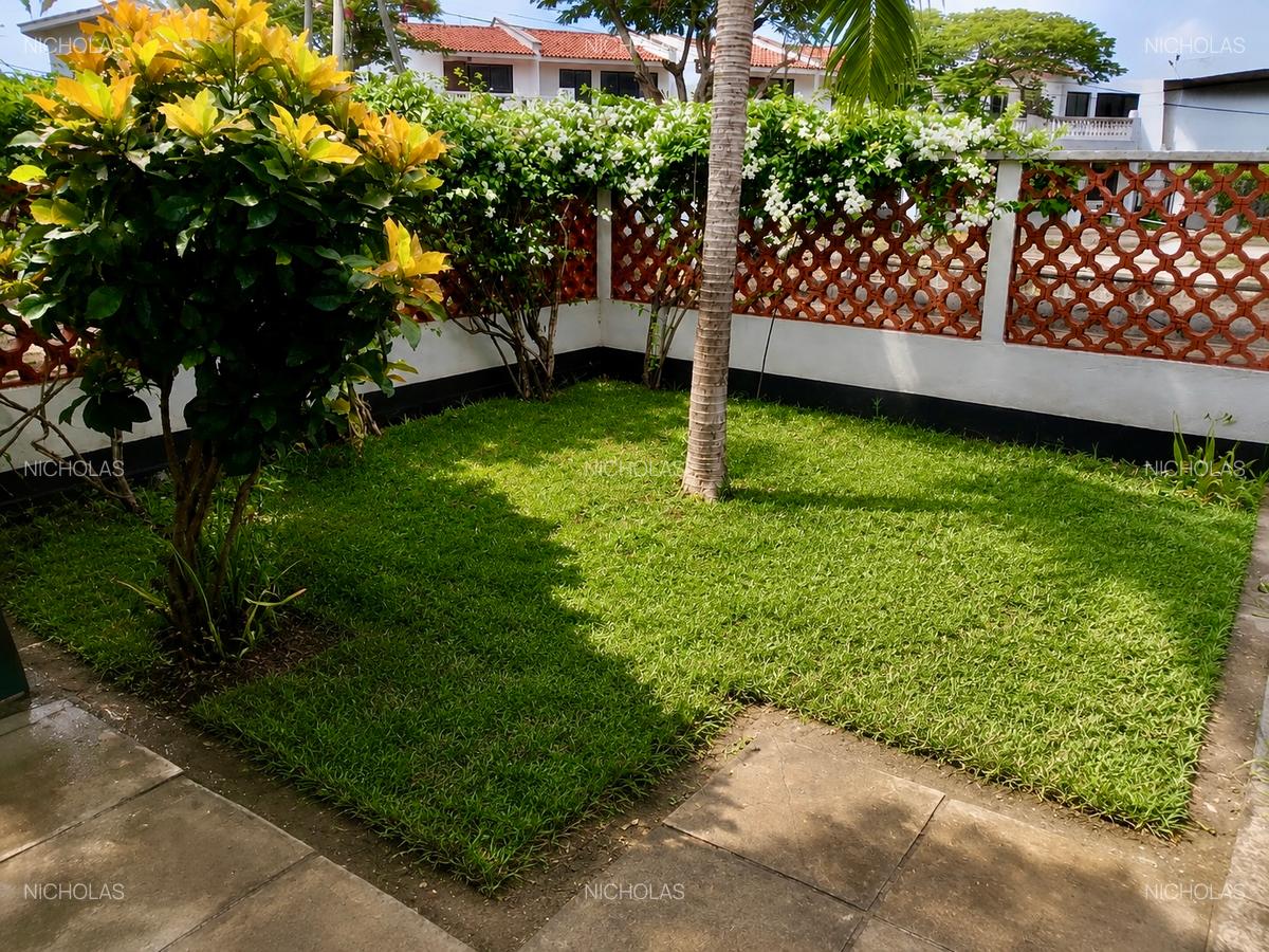 4 Bed Villa with En Suite at Twiga Road - 5