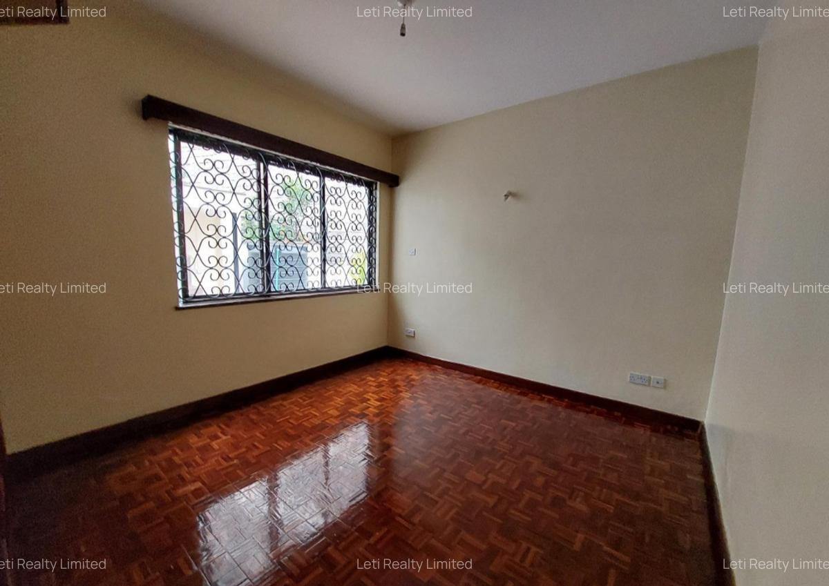 5 Bed Townhouse with En Suite in Kilimani - 7