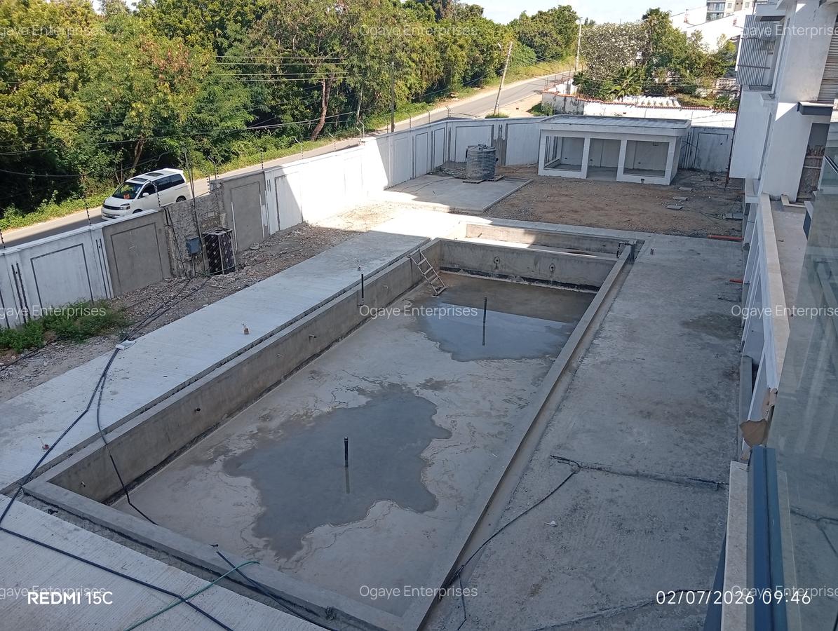 3 Bed Apartment with En Suite at Mt Kenya Road - 13