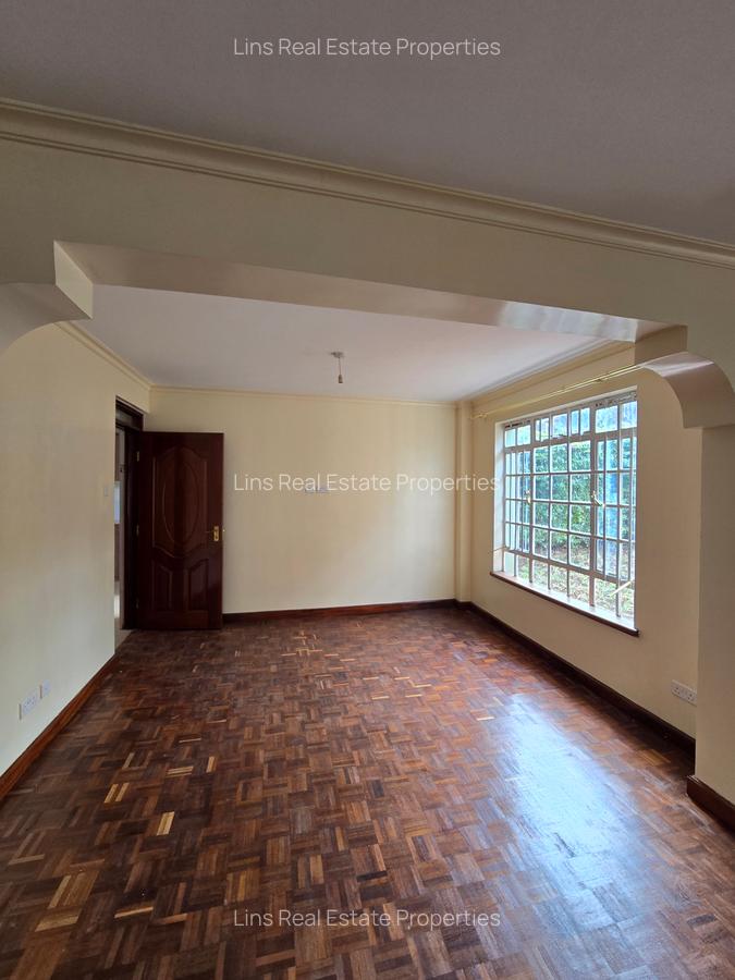 4 Bed Townhouse with En Suite in Runda - 12