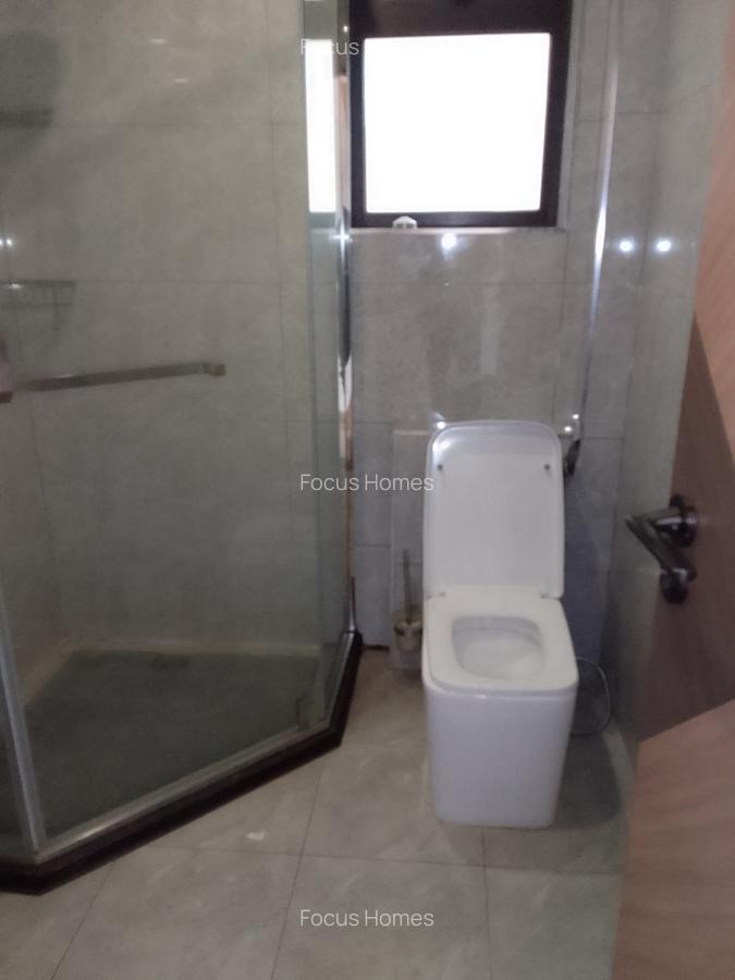 2 Bed Apartment with En Suite in Riverside - 12